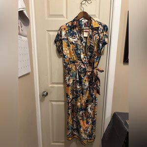 Entro Blue and Yellow Short Sleeve Midi Wrap Sundress - size large